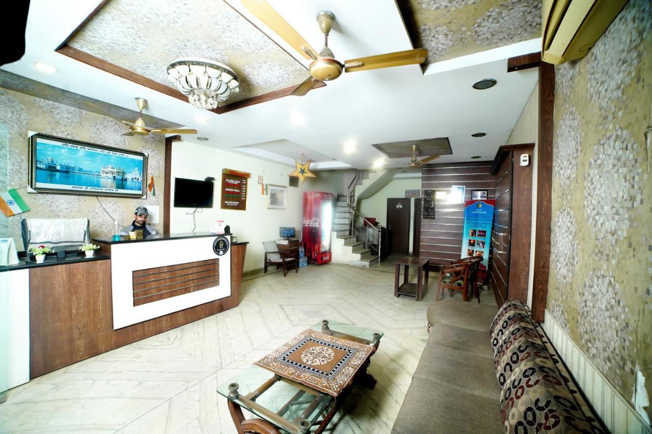 Hotel Holiday Comfort Amritsar Dış mekan fotoğraf