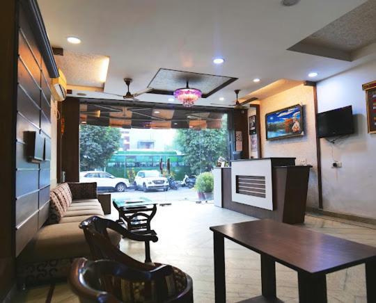 Hotel Holiday Comfort Amritsar Dış mekan fotoğraf